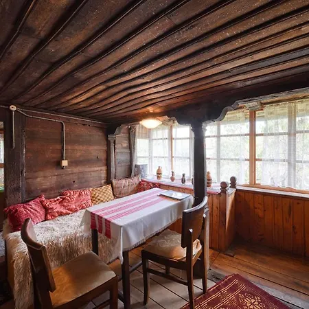 Pensiune Baltova House